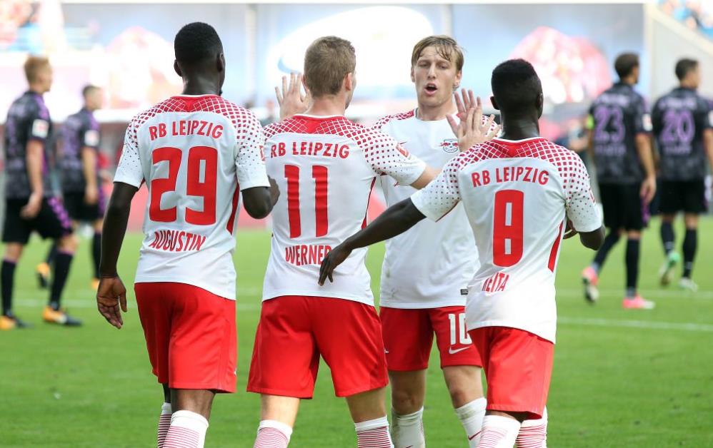 快速反击中 快速反击中