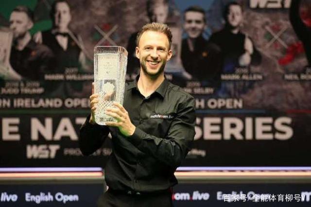 方足球发展 方足球发展